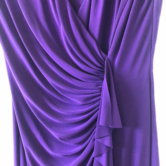 Dress - Picture 2 of 5